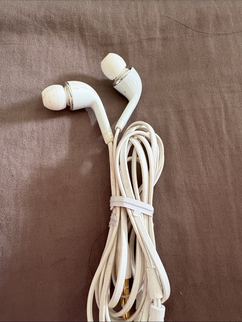 🌟 SAMSUNG: White Wired Earbud Earphones